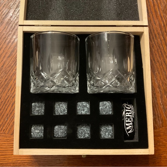 🥃Amerigo “Make It Special” Whiskey Glasses & Stone Ice Cubes Wooden Box Set! - Picture 10 of 14